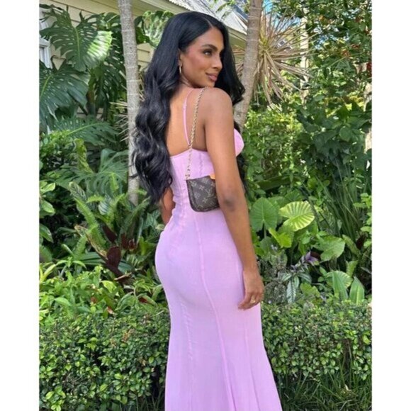 HOUSE OF CB Loren Georgette Mermaid Gown in Pink Size Medium - Picture 15 of 16